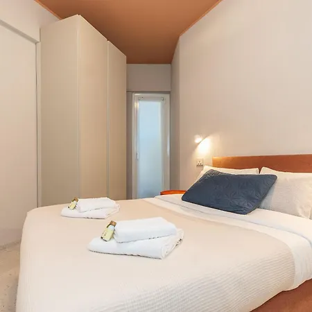 Casa Marina Giardino Privato E Posto Auto Appartamento